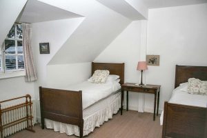 Alvie Estate Top Flat Twin Bedroom